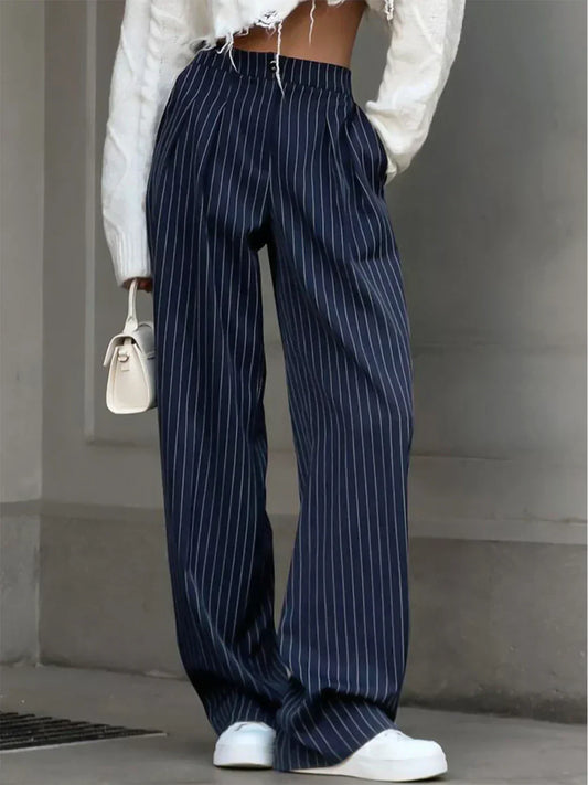 Rodica - Pantaloni de birou cu pliuri și picior larg cu dungi