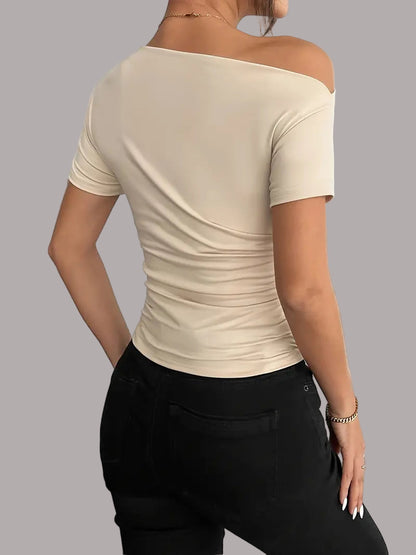 Jennifer - Top scurt cu mâneci scurte, cu plissare neregulată și croi slim-fit